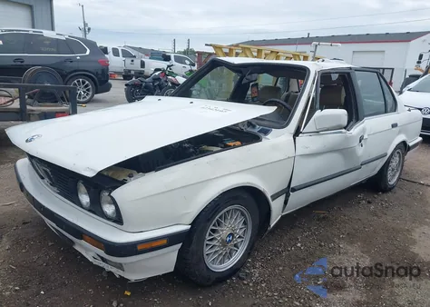 1991 BMW 318 I z USA, uszkodzony, nr VIN WBAAJ9311MEJ04352